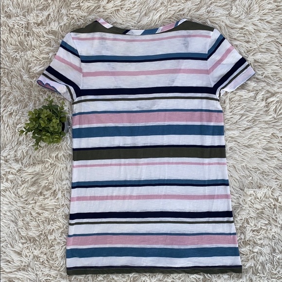 Caslon Scoop Neck Tee 💗 White Blue Pink Olive - Picture 5 of 10
